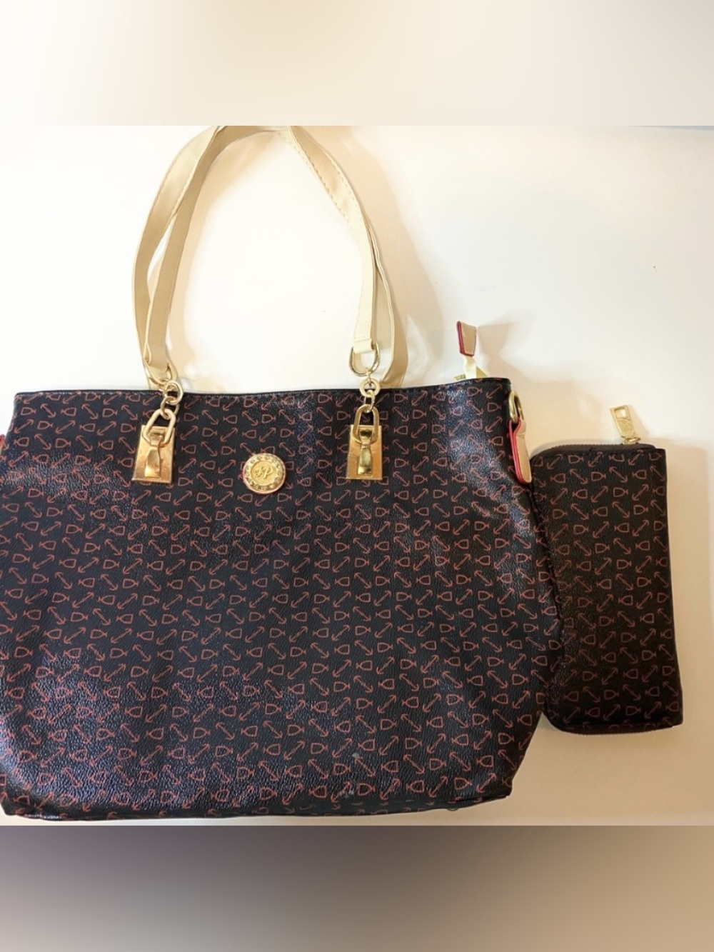Purse and wallet set